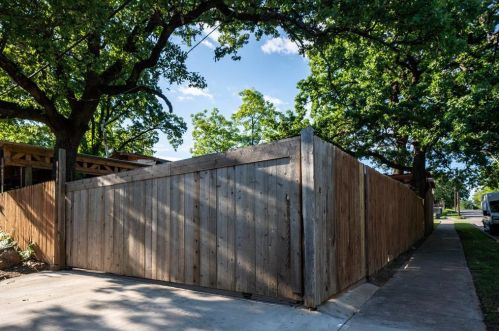 3801 Childress St, Fort Worth TX  76119-3541 exterior