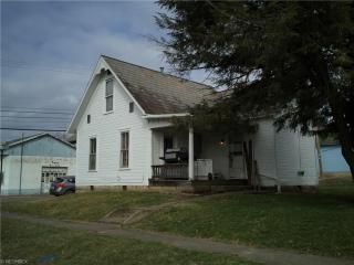 1910 Broadway St, Pennsville, OH 43787-9117