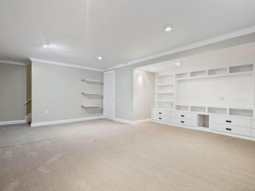 7462 Monaco St, Englewood CO  80112-1302 exterior