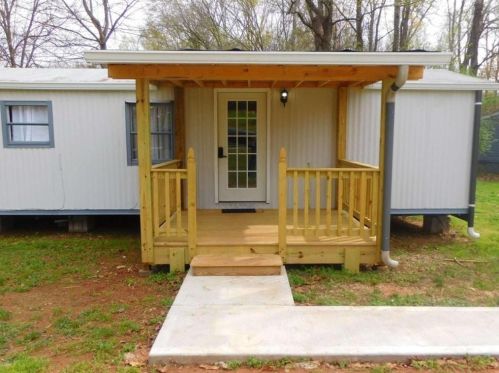 714 Peachtree Rd, Jefferson GA  30549-1560 exterior