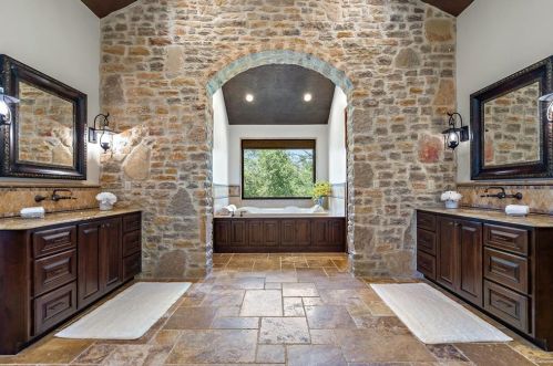 17837 Flagler Dr, Austin TX  78738-7630 exterior