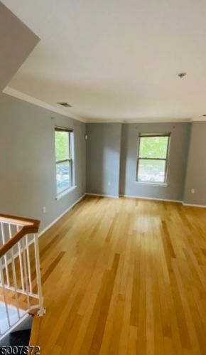 456 Great Beds Ct, Perth Amboy NJ  08861-5201 exterior