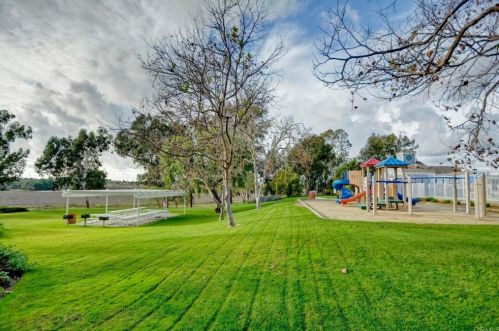 5385 Gooseberry Way, Oceanside CA  92057-4633 exterior