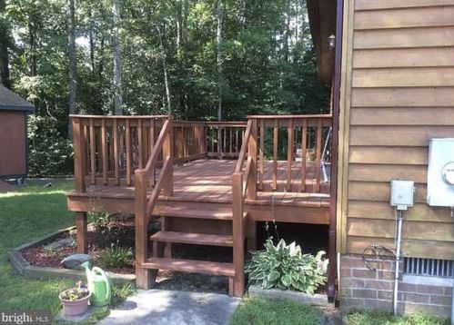 40 Holly Ct, Aylett, VA 23009-3102