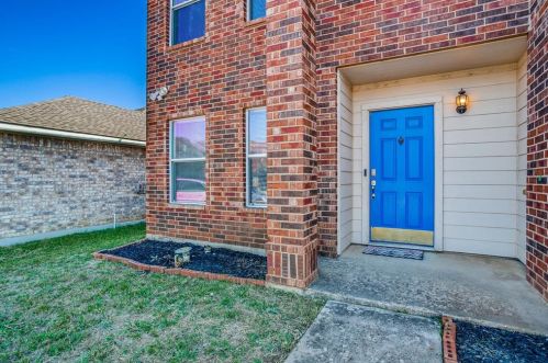3433 Cayman Dr, Fort Worth TX  76123-3519 exterior