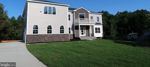 7016 Ridgeway Dr, Springfield VA  22150-3028 exterior