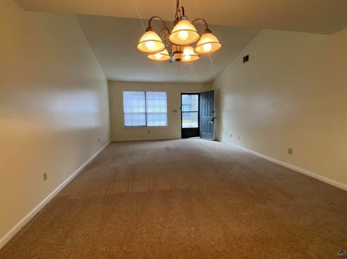 302 Tallulah Trl, Warner Robins GA  31088-7609 exterior