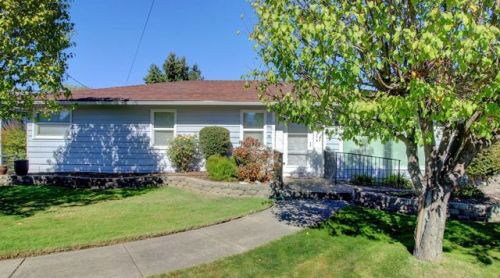 1300 Stewart Ave, Medford, OR 97501-3963