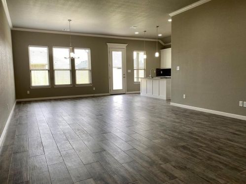 3307 Windcrest Dr, Granbury TX  76049 exterior