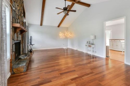 1702 Sir Galahad Dr, Marietta, GA 30008-5778