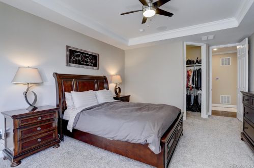 7275 Oak Hill Ct, Aurora CO 80018-1734 exterior