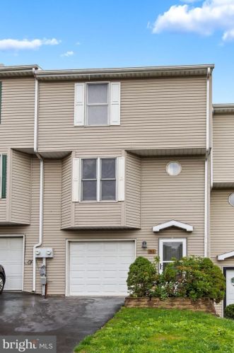 263 Chartwood Dr, Harrisburg, PA 17111-4166