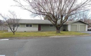 708 Road 48, Pasco, WA 99301-2424