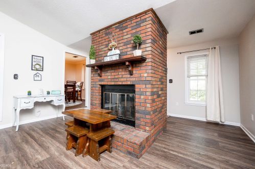 102 Chimney Pl, Warner Robins GA  31088-6523 exterior