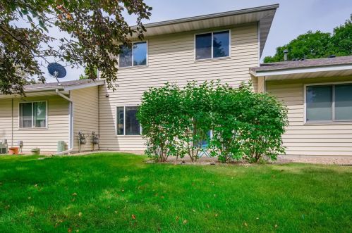 3236 Edgerton St, Saint Paul MN  55127-5032 exterior