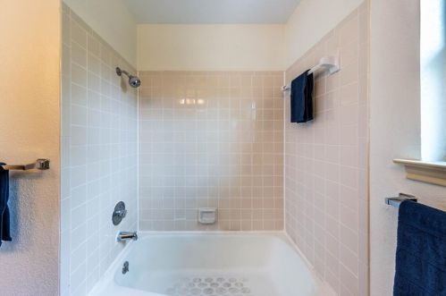 1607 Elvas Way, Austin TX  78758-2204 exterior