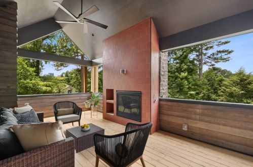 454 Beverly Rd, Atlanta GA  30309-2731 exterior