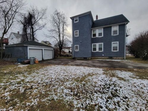 195 Sheridan St, Providence, RI 02919-2720