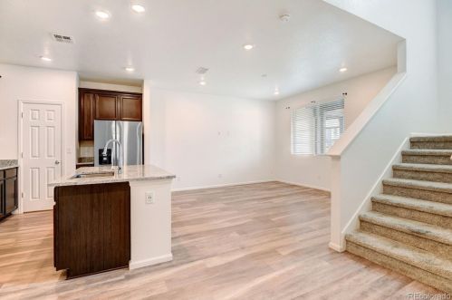 21543 59th Pl, Denver CO  80019-6614 exterior