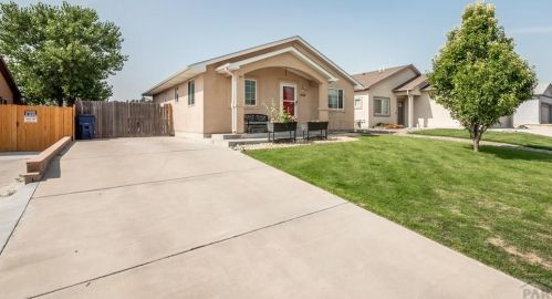 2310 Cruz Ct, Pueblo, CO 81003-5120