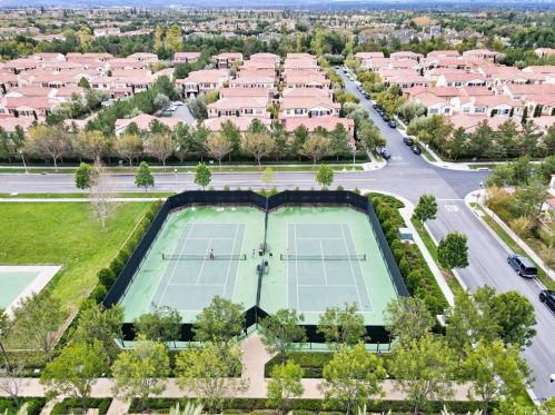 131 Kempton, Irvine CA  92620-2139 exterior