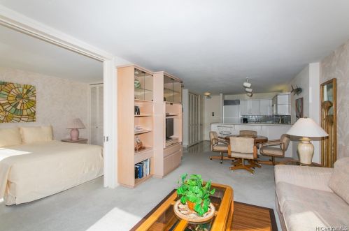 1765 Ala Moana Blvd, Honolulu HI  96815-1435 exterior