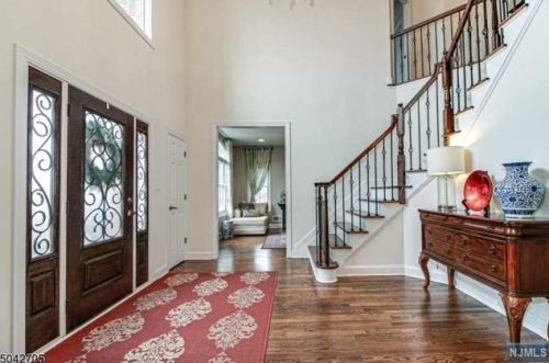 20 Himsl Ct, Town Center, NJ 07052-1443