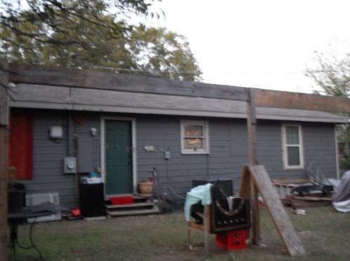 4000 Wilbarger St, Fort Worth TX  76119-4237 exterior