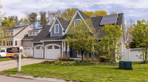 4 Laurel Ct, Portsmouth, NH 03801-4480