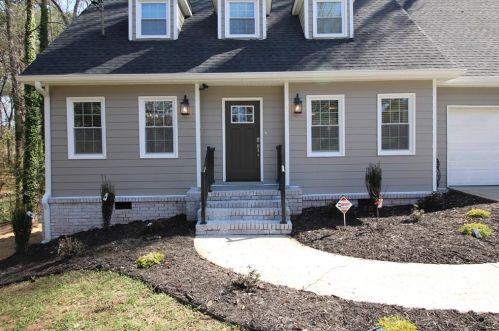 2601 Sandpiper Dr, Tucker, GA 30084-2912