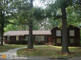 118 Rolling Oaks Dr, Rome, GA 30165-1730