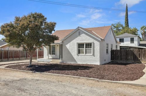 504 Roselawn Ave, Modesto CA  95351-3731 exterior