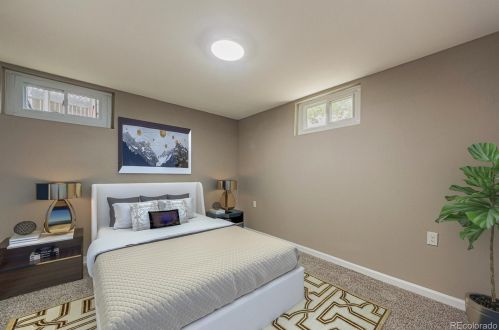 4369 Logan St, Englewood CO  80113-5820 exterior