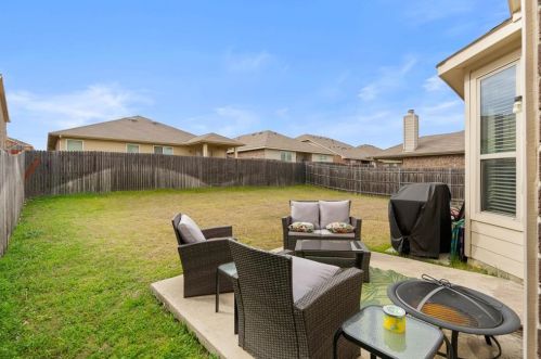 10505 Turning Leaf Trl, Fort Worth TX  76131-3983 exterior