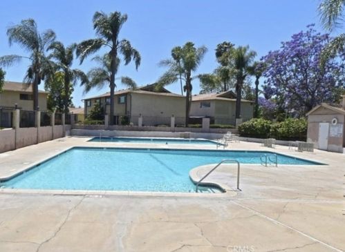 1602 King St, Santa Ana CA 92706-3260 exterior