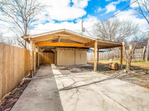 5312 Townsend Dr, Fort Worth TX  76115-4129 exterior