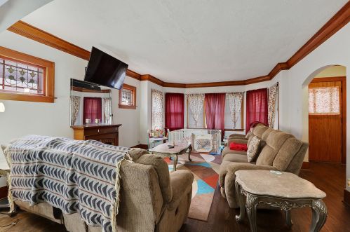 12621 Ann St, Dixmoor, IL 60406-2296