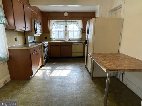 66 Leigh Ave, Princeton NJ  08542-3147 exterior