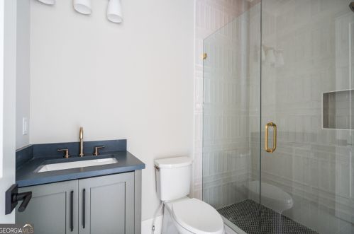 695 Moores Mill Rd, Atlanta GA  30327-0015 exterior