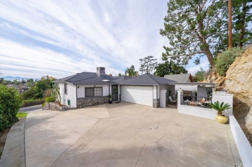 4337 Houghton Ave, Riverside, CA 92501-2301