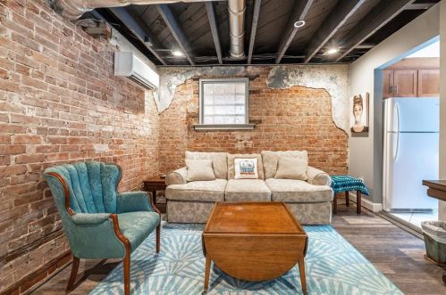 146 Hurt St, Atlanta GA  30307-2537 exterior