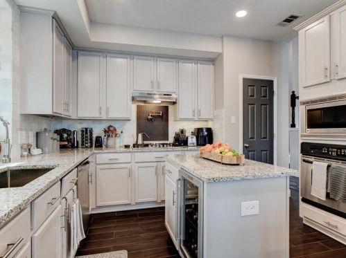 500 Richmond Park Ln, Fort Worth TX  76140-6519 exterior