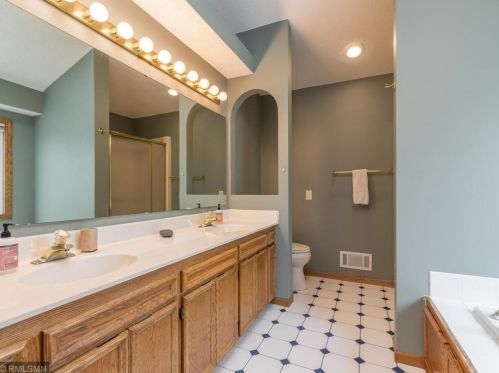 13576 Georgia Dr, Saint Paul MN  55124-7601 exterior