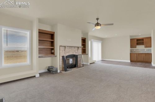 22076 Landrum Pl, Calhan, CO 80808-9197