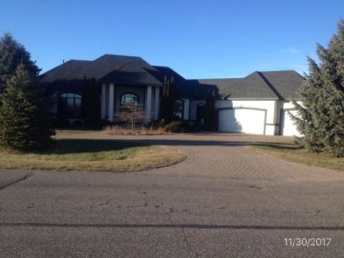 587 Vista Ridge Ln, Prior Lake, MN 55379-8998