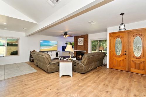 4560 Circle Lazy J Rd, Riverside CA  92501-2043 exterior