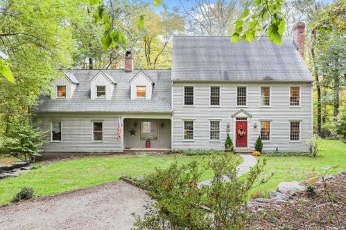 41 Cherry Ln, Wilton, CT 06897-3518