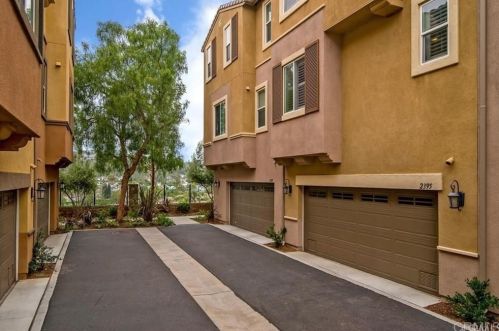 2395 Sentinel Ln, San Marcos, CA 92078-2136