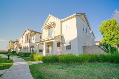 31886 Domenoe Way, Temecula, CA 92592-4171