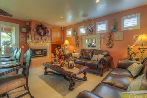 16122 Ponderosa Ln, Riverside CA  92504-6155 exterior
